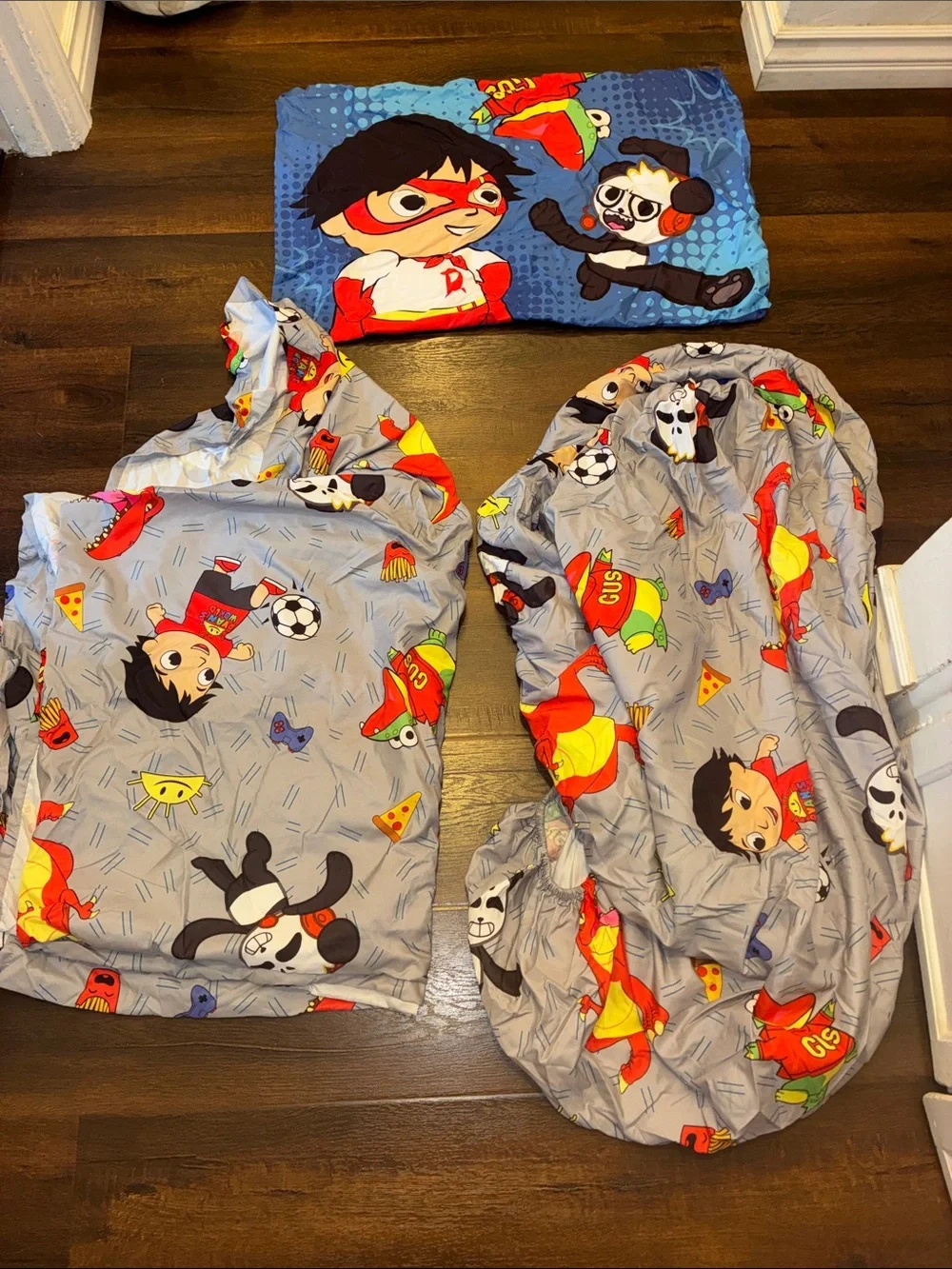 Kids RYAN’s WORLD Superhero FULL SIZE SHEET SET FLAT FITTED & PILLOWCASE